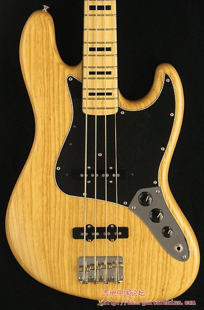 Fender USA American Vintage Series 75 Jazz Bass 3.jpg